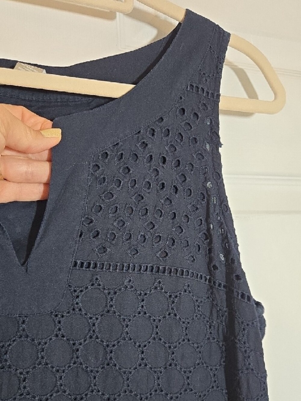 Banana Republic Navy Eyelet Sleeveless Shift Dress Size 8 - Picture 3 of 9